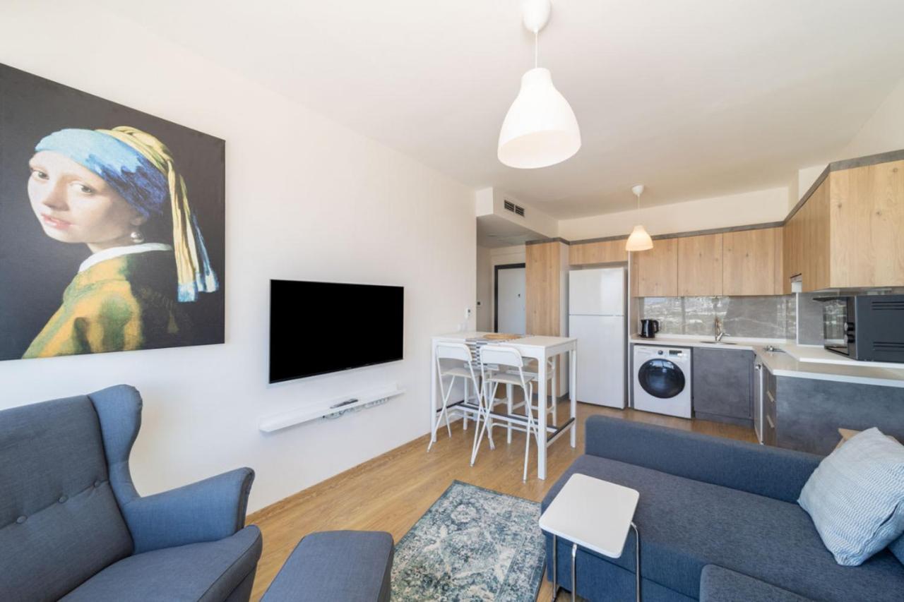 Pleasant Flat With Shared Pool In Kepez Apartment Анталия Екстериор снимка